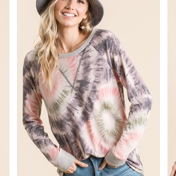 ❌SOLD OUT❌TIE DYE LONG SLEEVE TERRY TOP - Picture 3 of 4